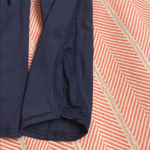 Lululemon purple Train Time crop leggings - Picture 6 of 7